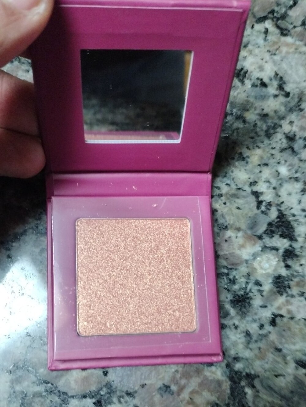 Perich  Highlighting Blush "The Rosy Glow" Rose Compact - Pink/Red new